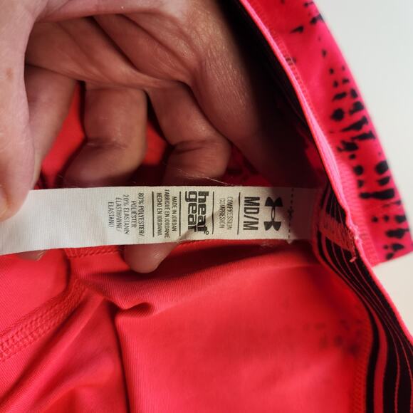 Under Armour Compression Shorts Medium Pink Black Gym Activewear Athletic - Picture 3 of 3